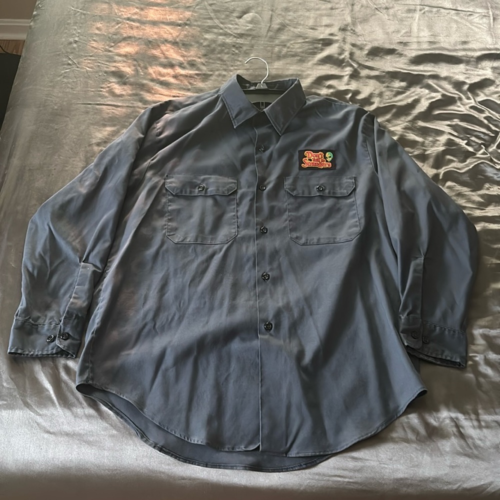 Men’s Gray/Blue “Don’t Talk To Strangers” Alien Buttondown
